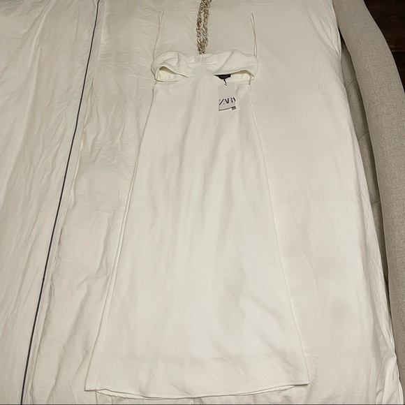 ZARA CUT OUT CHAIN DRESS - Picture 4 of 11